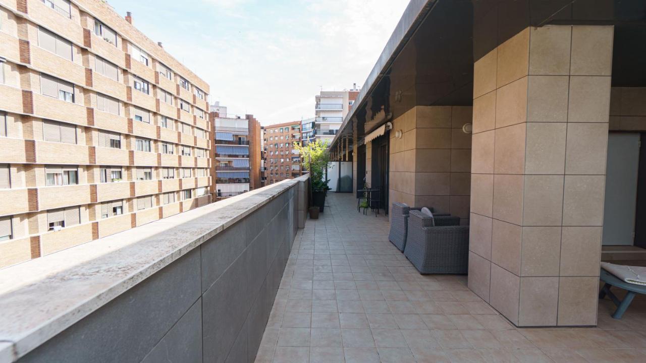 Rentalsevilla Coqueto Apartamento Con Terraza Privada Exterior photo