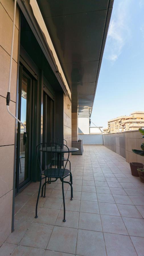 Rentalsevilla Coqueto Apartamento Con Terraza Privada Exterior photo