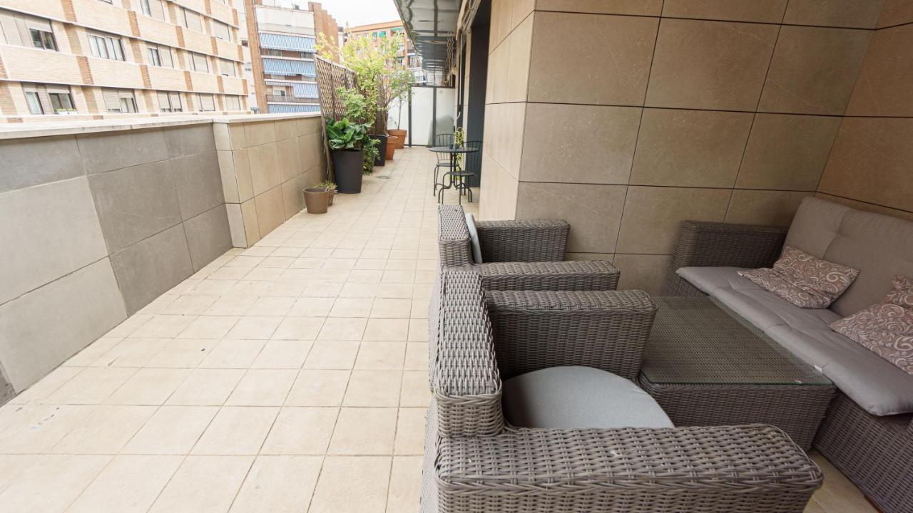 Rentalsevilla Coqueto Apartamento Con Terraza Privada Exterior photo